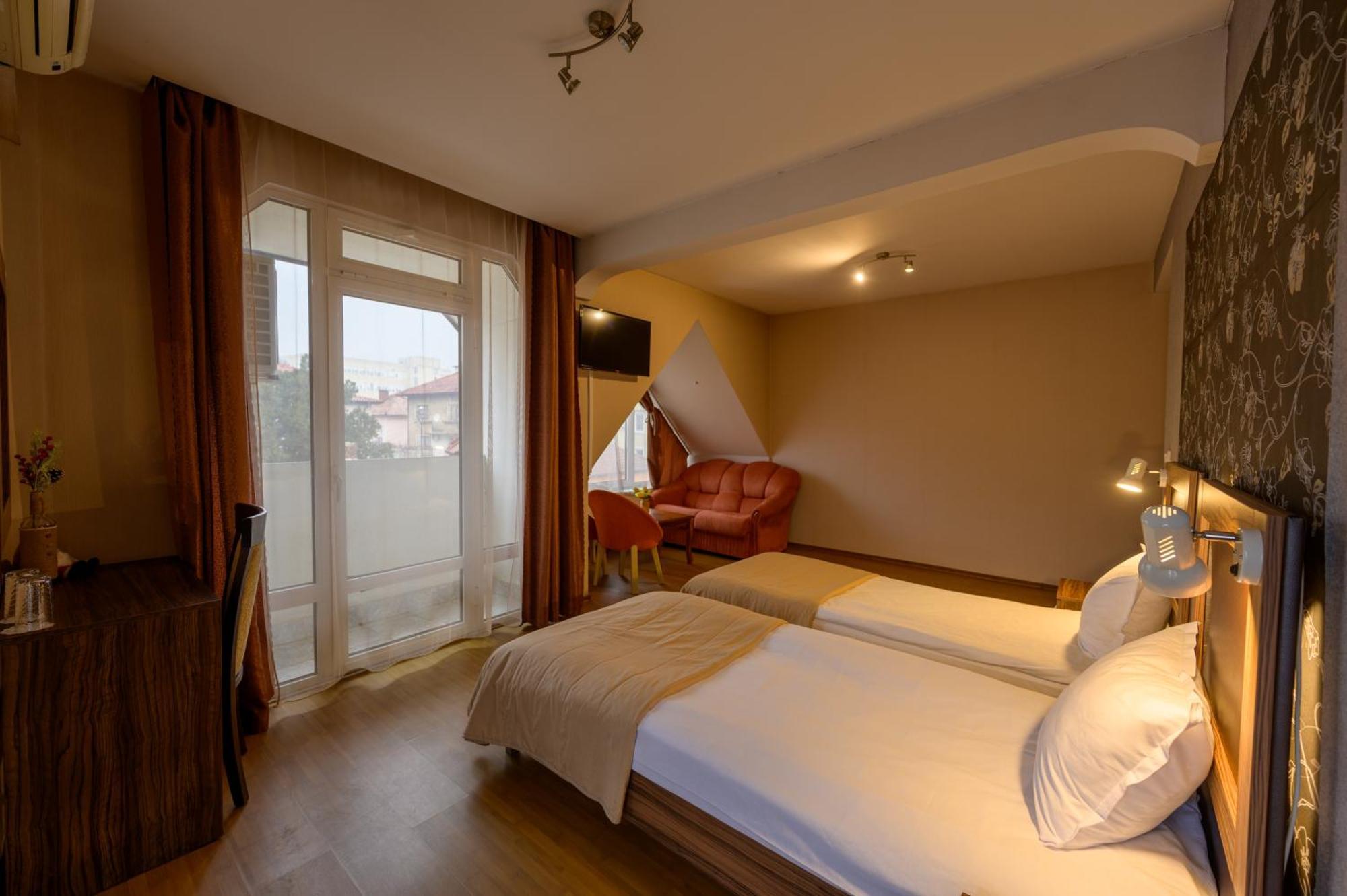 Ахат- Къща За Гости Kyustendil Room photo